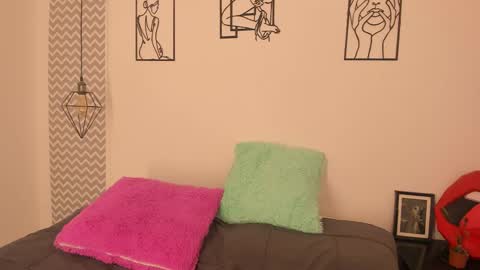 Snapshot of juanilittle chatting on September 2025 07:13:02 PM juani online show from September 2025 07:13:02 PM