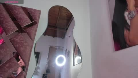 Juanita online show from April 2026 08:53:01 PM