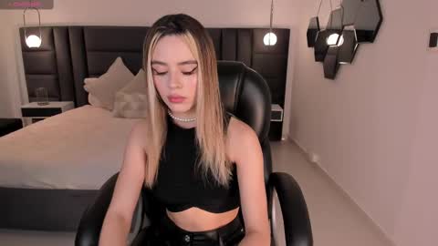 Juanita Clay online show from February 2025 11:42:02 AM