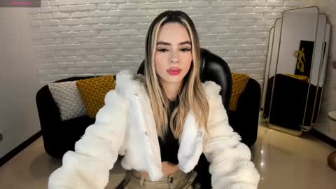 Juanita Clay online show from February 2025 12:05:02 PM