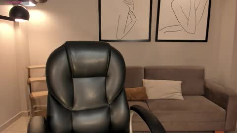 Juanita Clay online show from October 2025 11:41:02 AM