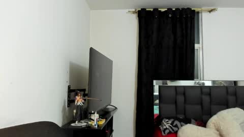 Snapshot of juanjo_ferrari chatting on May 2026 02:39:01 AM juanjo ferrari online show from May 2026 02:39:01 AM