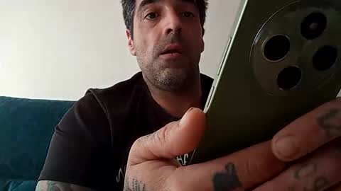 Snapshot of juanjosefran11 chatting on April 2026 05:18:01 PM juanjosefran11 online show from April 2026 05:18:01 PM