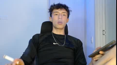 juanmres online show from October 2025 03:09:02 AM