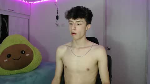 juanmres online show from April 2026 12:37:01 AM