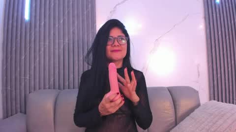 Snapshot of juannita_love chatting on May 2026 11:55:02 PM juannita_love online show from May 2026 11:55:02 PM