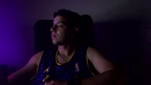 juannvalencia11 online show from April 2026 04:34:01 AM