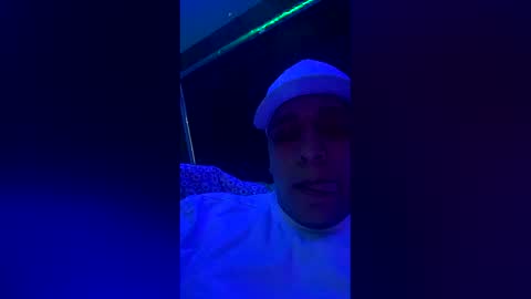 Snapshot of juanpablovg22 chatting on March 2026 05:18:01 PM juanpablovg22 online show from March 2026 05:18:01 PM