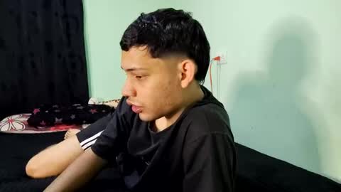 juansuarez204 online show from February 2025 03:16:02 AM