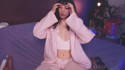 Arina online show from January 2025 04:41:01 PM