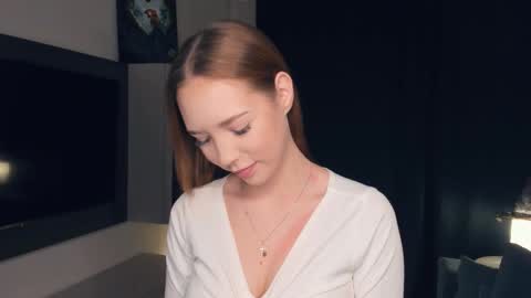 Judie online show from November 2025 09:14:01 PM