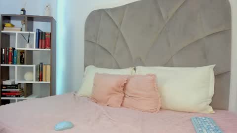 Snapshot of judylea18 chatting on July 2026 10:21:02 AM Judy online show from July 2026 10:21:02 AM