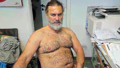 Giovanni50pro online show from September 2025 02:17:02 PM