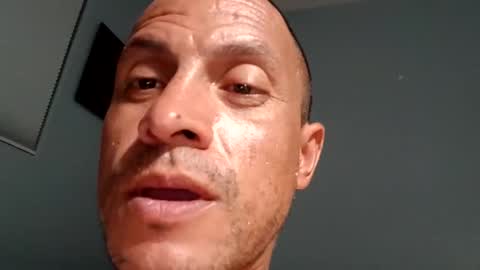 Snapshot of jugg2 chatting on September 2025 12:38:01 PM Jugg online show from September 2025 12:38:01 PM