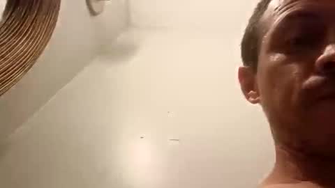 Snapshot of jugg2 chatting on November 2025 06:55:01 AM Jugg online show from November 2025 06:55:01 AM