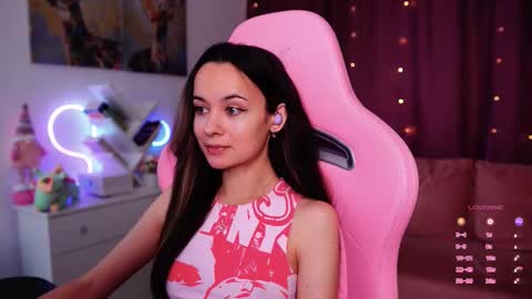 Angelina online show from September 2025 09:53:02 AM