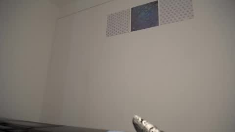 Snapshot of juicy_boy22 chatting on December 2024 07:50:02 AM Miguel online show from December 2024 07:50:02 AM