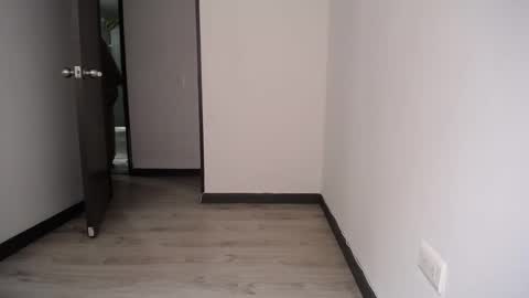 Snapshot of juicy_boy22 chatting on December 2024 01:17:02 PM Miguel online show from December 2024 01:17:02 PM