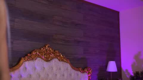 Jessye online show from September 2025 07:52:02 PM