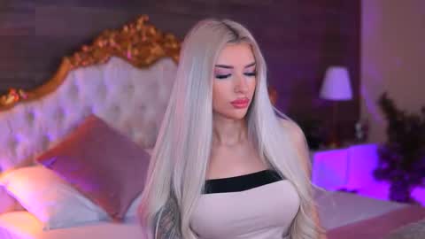 Jessye online show from November 2025 09:14:02 PM