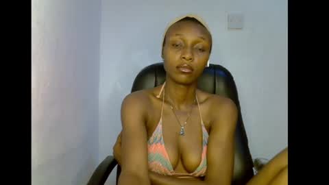 Snapshot of juicy_pinkpussy564197 chatting on July 2026 07:12:01 AM olivia online show from July 2026 07:12:01 AM
