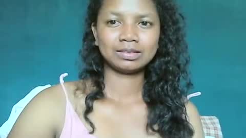 Snapshot of juicy_pretty chatting on December 2024 03:58:01 AM stellah online show from December 2024 03:58:01 AM