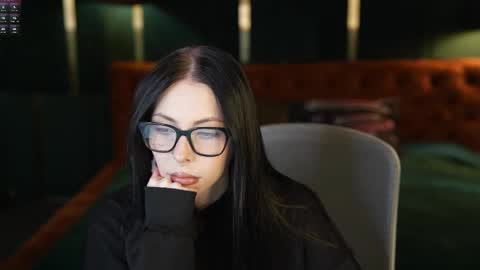 Elza online show from March 2026 11:25:02 AM