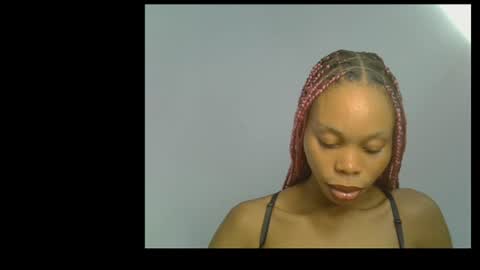 Snapshot of juicy_slut0 chatting on June 2026 03:25:02 PM Champaign online show from June 2026 03:25:02 PM