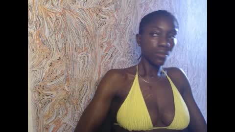 queen online show from February 2025 12:00:02 PM