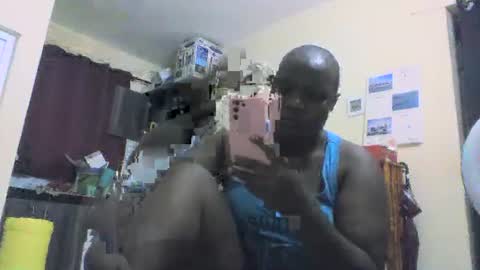 Snapshot of juicybooty_001 chatting on April 2026 07:11:02 PM Sweetass online show from April 2026 07:11:02 PM