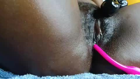 pretty online show from September 2025 02:34:02 AM