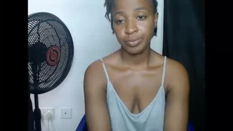 juicykinkx online show from November 2025 09:00:02 AM