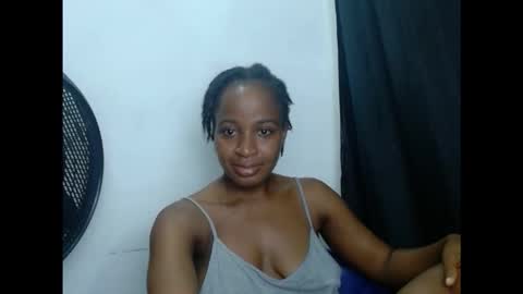 juicykinkx online show from November 2025 09:36:01 PM