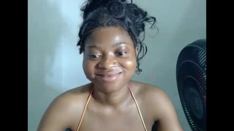 juicynpinkx online show from April 2026 11:17:02 PM