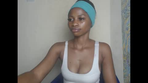 juicypiexx online show from February 2025 02:58:01 AM