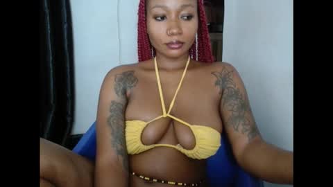 juicyxpink online show from October 2025 11:13:01 PM