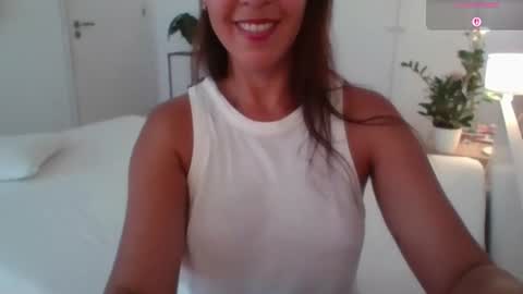 Snapshot of jujubaeu chatting on July 2026 11:39:02 AM Juju online show from July 2026 11:39:02 AM