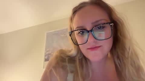 Snapshot of jujubebe000 chatting on April 2026 02:49:02 AM Julief online show from April 2026 02:49:02 AM