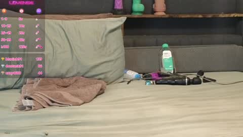 Snapshot of julesssnextdoor chatting on January 2025 10:50:02 AM Julesss online show from January 2025 10:50:02 AM