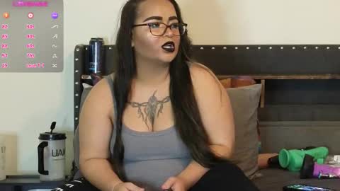 Snapshot of julesssnextdoor chatting on November 2025 08:35:01 AM Julesss online show from November 2025 08:35:01 AM