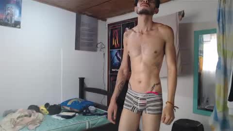 Julfigo online show from February 2025 09:30:01 PM