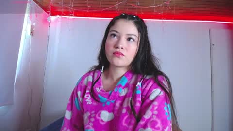 Juliana online show from December 2024 12:13:01 PM