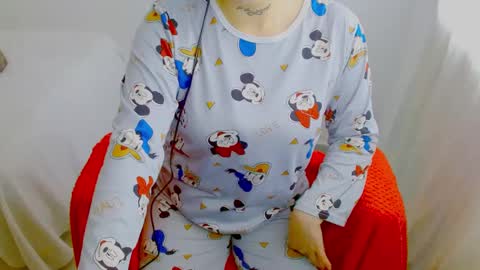  Juliana Torres  online show from September 2025 05:04:01 PM