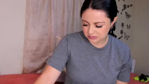 Juli online show from March 2025 05:35:02 PM