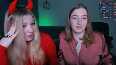 Snapshot of juli_kisss chatting on February 2025 10:55:01 PM juli kisss online show from February 2025 10:55:01 PM
