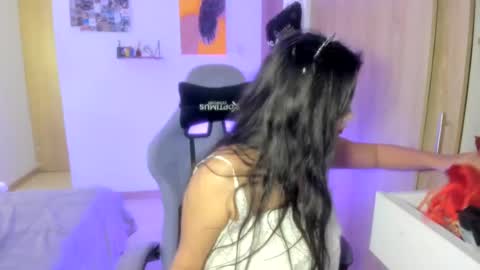 juli_santos_22 online show from June 2026 10:13:02 AM