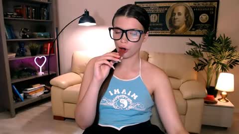 julia485262 online show from July 2026 08:33:01 PM