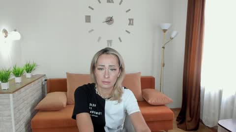 julia__cherry_ online show from January 2025 09:15:02 AM