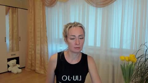 julia__cherry_ online show from March 2025 02:19:02 PM