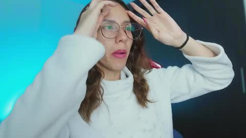 Julia Schedule 10 pm to 4  am GTM-5 online show from April 2026 02:55:01 AM